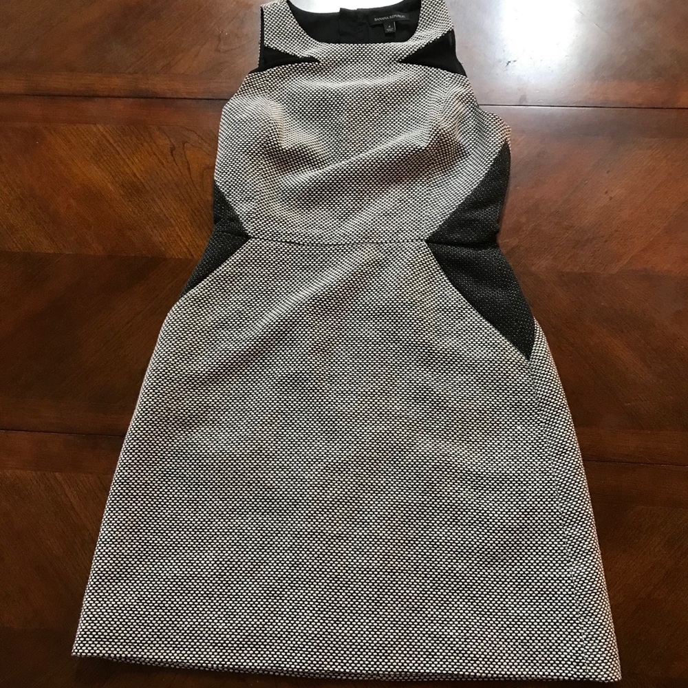 Banana Republic winter party dress with pockets